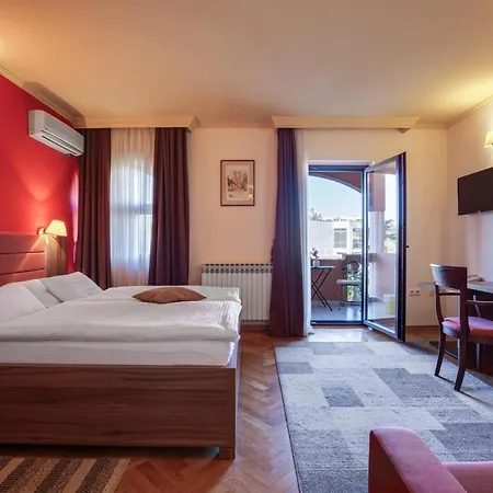 Otel Marinko