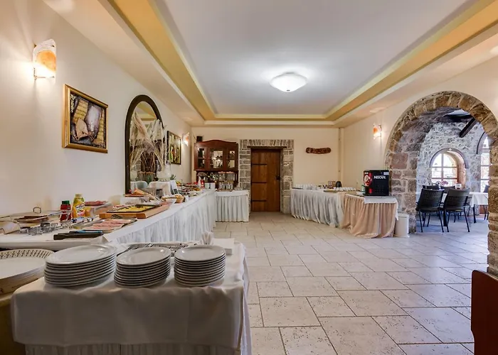 Marinko Hotel Zara