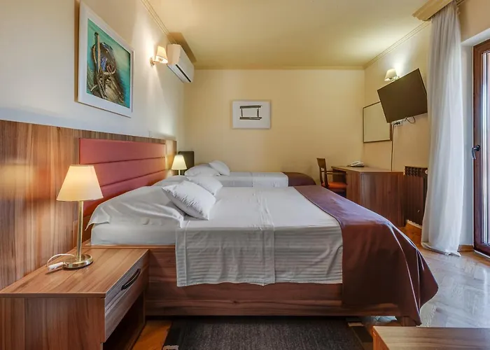 Marinko Hotel 3*