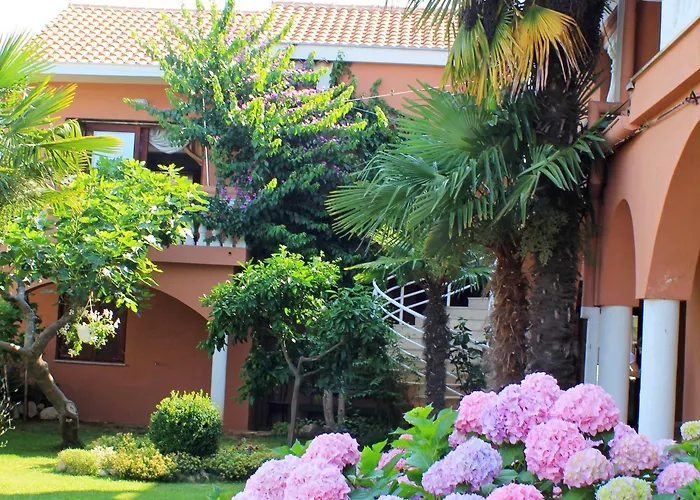 Marinko Hotel 3*