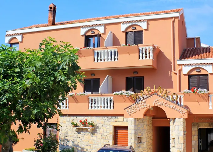 Marinko Hotel 3*