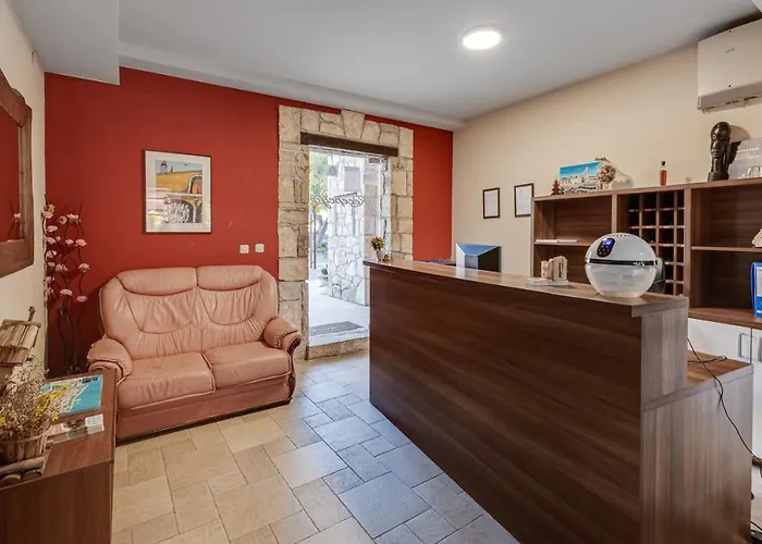 Marinko 3* זאדאר