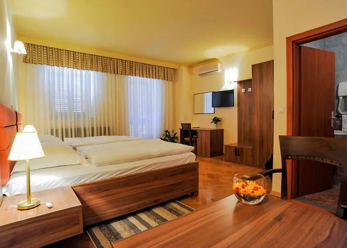 Marinko 3* זאדאר